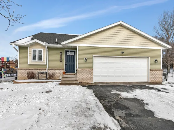 518 8th Street Loop NW, Rice, MN 56367