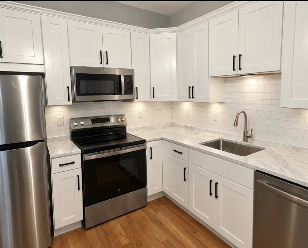 2 bed, 1.5 bath, 950 sqft, $2,300 — Photo 1