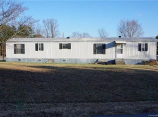 105 Driftwood Dr, Mooresville, NC 28117