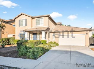 5746 Brianhead Dr, Corona, CA 92880