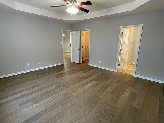 5th image of 7401 Long Shot Ln