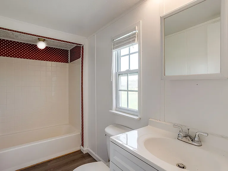 4248 FM 67 — Photo 15