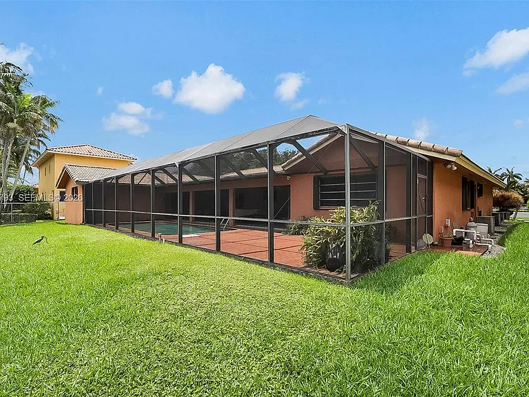 7365 N Augusta Dr — Photo 37