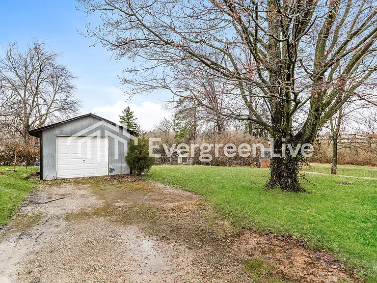 2534 Adams Rd — Photo 15
