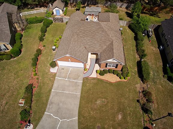 5th image of 3432 Brandon Dr