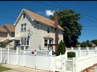 15027 16th Rd, Whitestone, NY 11357