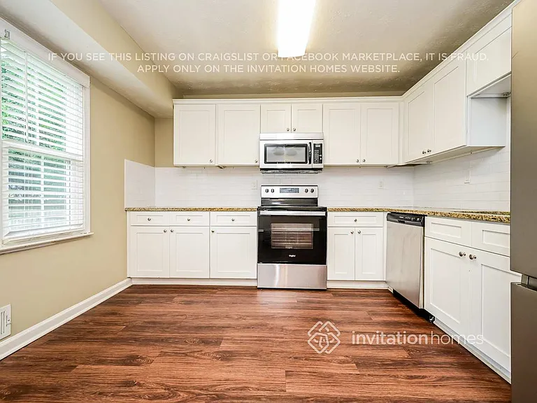 734 Shoreline Trl SE — Photo 6