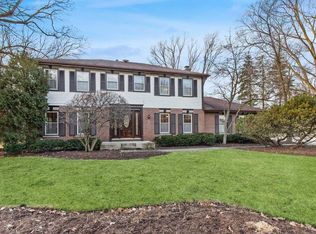 1865 Saddle Hill Rd, Libertyville, IL 60048