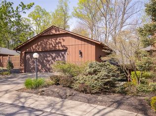 18175 Trailside Pl, Strongsville, OH 44136
