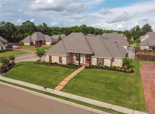 806 Osagian Cir, Brandon, MS 39042