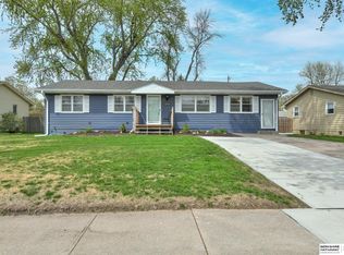 11014 Westover Rd, Omaha, NE 68154