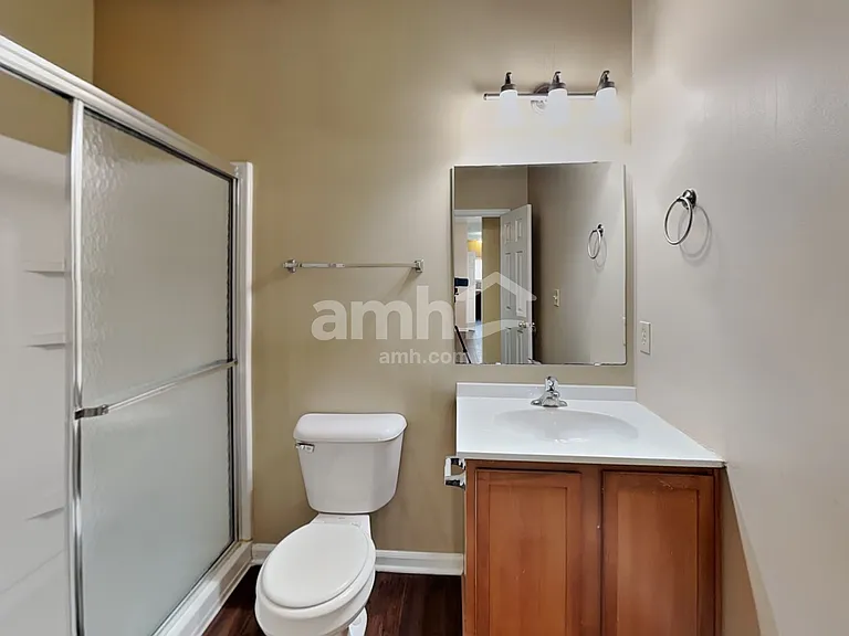 11723 Rossmore Dr — Photo 17