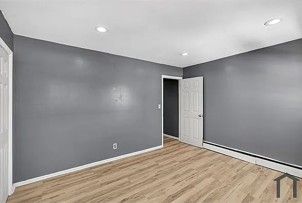 217 Orange Ave #2R — Photo 18
