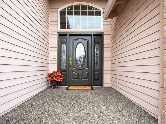 3rd image of 3604 SE 177th Ave