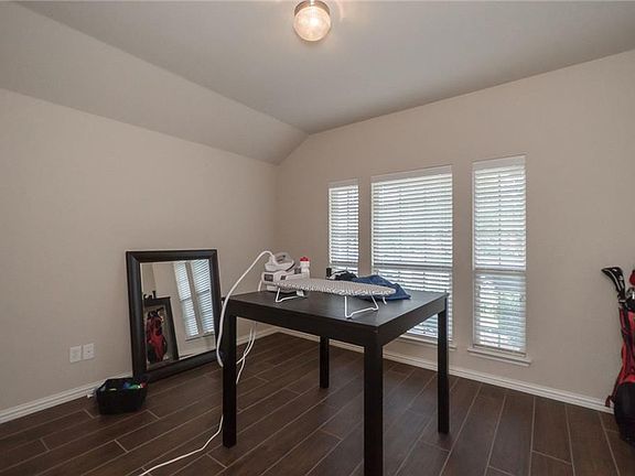 5th image of 9709 Starfire Dr