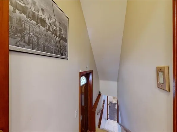 949 72nd Street image 18 of 33