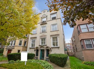 140 Custer Ave APT 3, Evanston, IL 60202