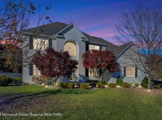 8 Kacie Lynn Ct, Jackson, NJ 08527