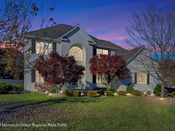 8 Kacie Lynn Court, Jackson, NJ 08527