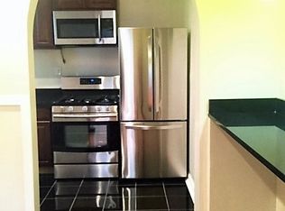 3088 Steinway St, Astoria, NY 11103