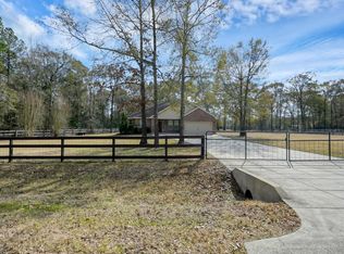 19006 August Cir, Cleveland, TX 77328