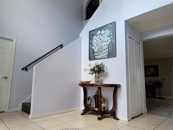 4th image of 602 Rosaro Ct