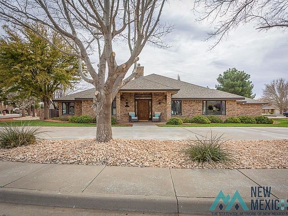 2nd image of 14 Granite Cir