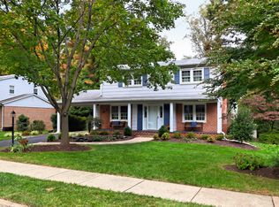 6808 Reynard Dr, Springfield, VA 22152