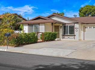 1718 Lemon Heights Dr, Oceanside, CA 92056