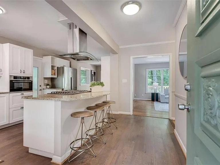 2774 Overlook Dr NE — Photo 9