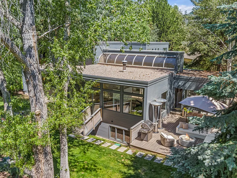 55 Overlook Dr — Photo 32
