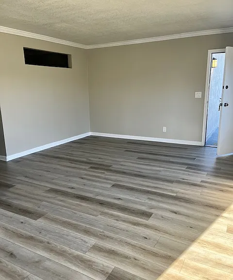 Candlewood Apartments — Photo 11