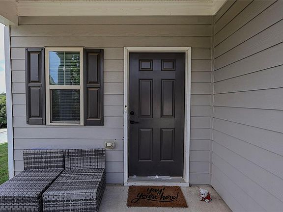 2nd image of 331 Merigold Way