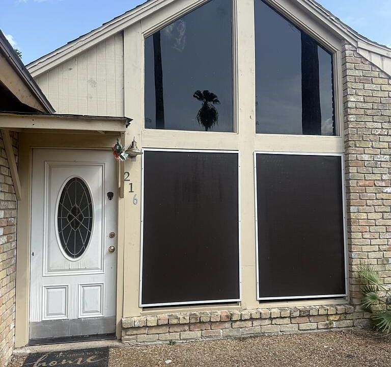 1st image of 216 Country Club Rd #2