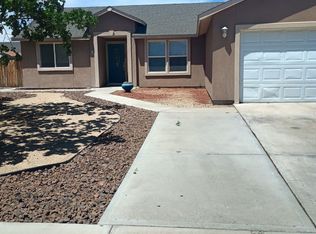 665 Jennys Ln, Fernley, NV 89408