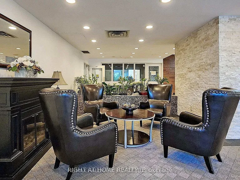 7805 Bayview Ave #1120 — Photo 35
