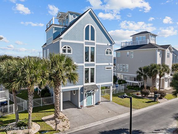 2nd image of 902 Grand Bahama Drive