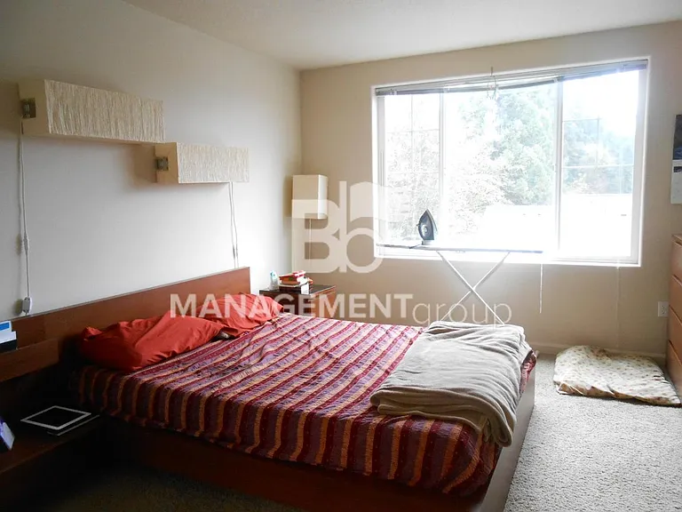 340 NW 116th Ave #101 — Photo 9