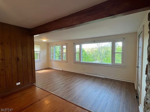5th image of 120 Hillside Rd