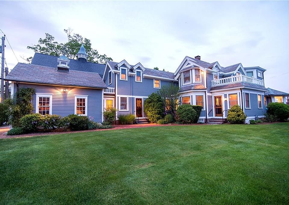 40 Seaview Ave, Cranston, RI 02905 Zillow