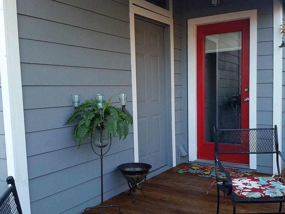 1st image of 20510 Columbia Way