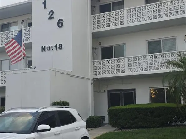 8126 112th St APT 306, Seminole, FL 33772