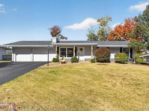 146 Glenridge Ln, Saint Louis, MO 63146