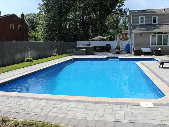 2nd image of 57 Woodview Ln