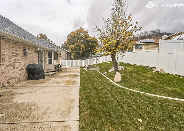 527 S Fort Dr — Photo 29