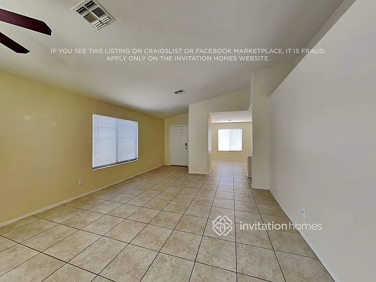 8609 W Mission Ln — Photo 4