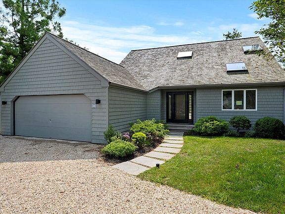 2nd image of 68 Huckleberry Ln