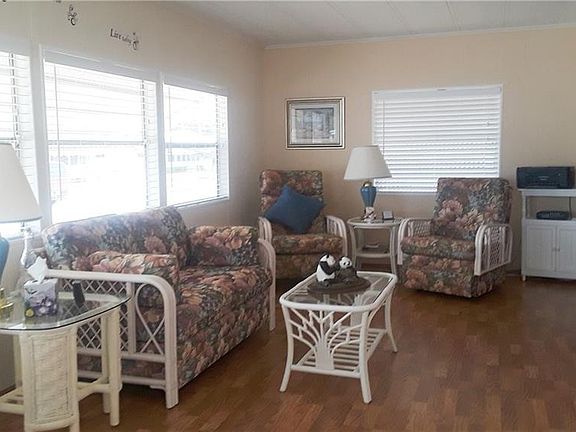 4th image of 7404 Stillwater Dr