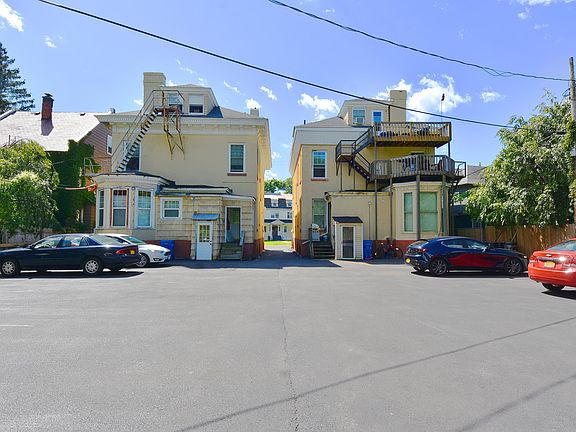 4th image of 575-577 Western Ave