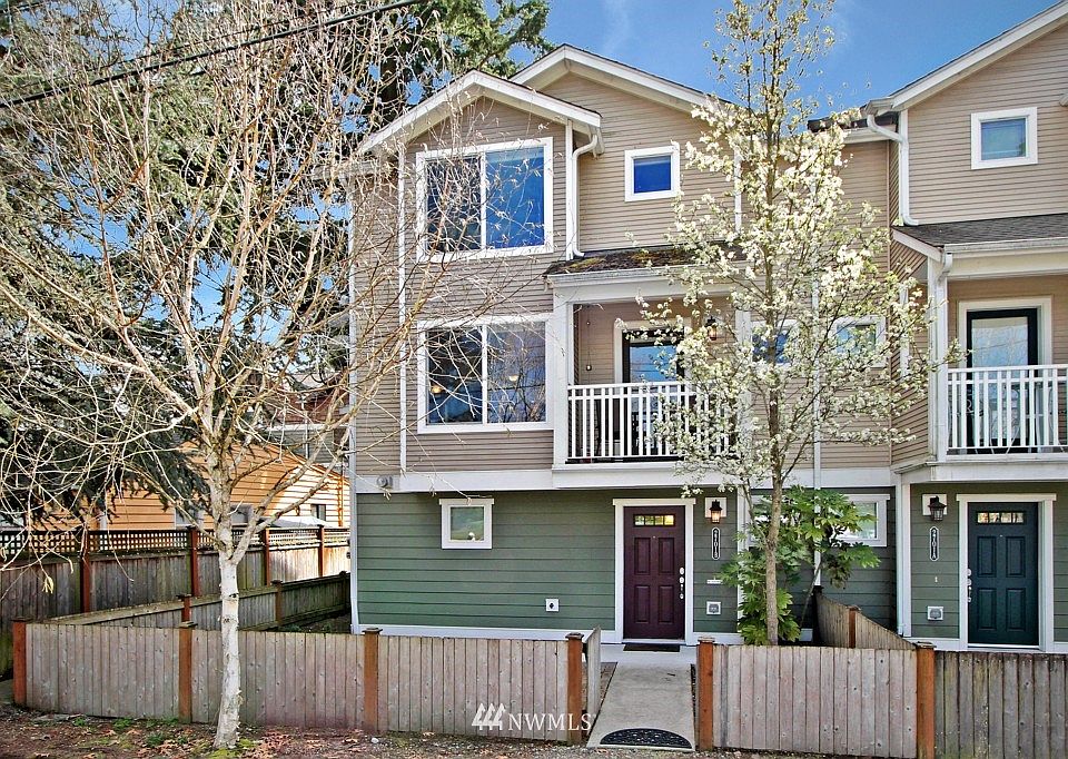 1st image of 2701 B NE 123rd Street